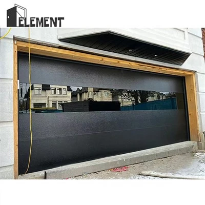 Porte de garage moderne isolée